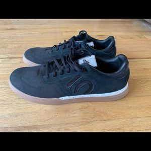 Five Ten, Men’s Sleuth mountain bike shoes, Size 11